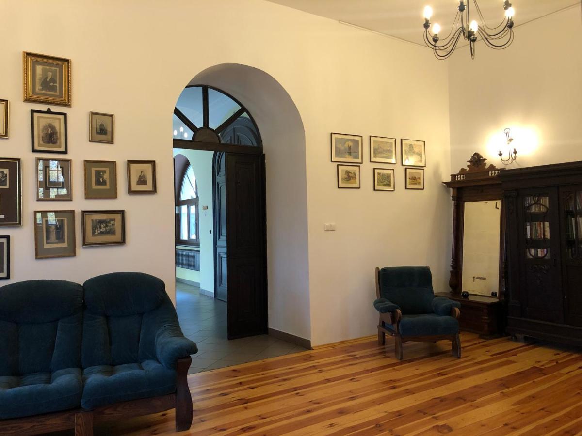 克洛碧洛维萨宫殿酒店 Kąty Wrocławskie 外观 照片
