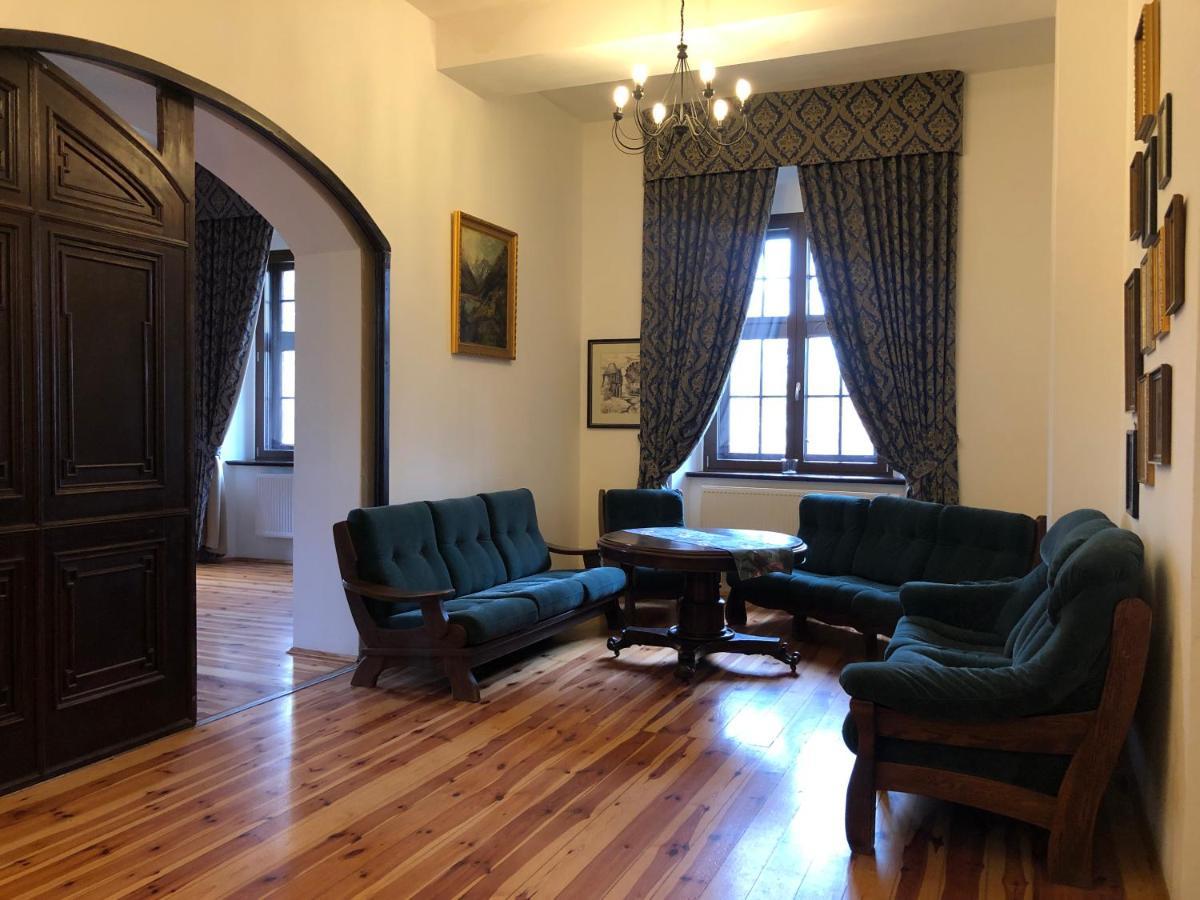 克洛碧洛维萨宫殿酒店 Kąty Wrocławskie 外观 照片